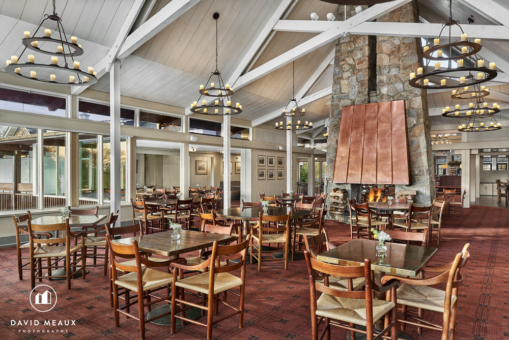 Chevy Chase Club, MD - Winter Center Casual Dining
