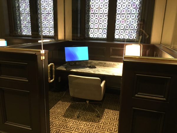 Duquesne Club—Computer Carrel