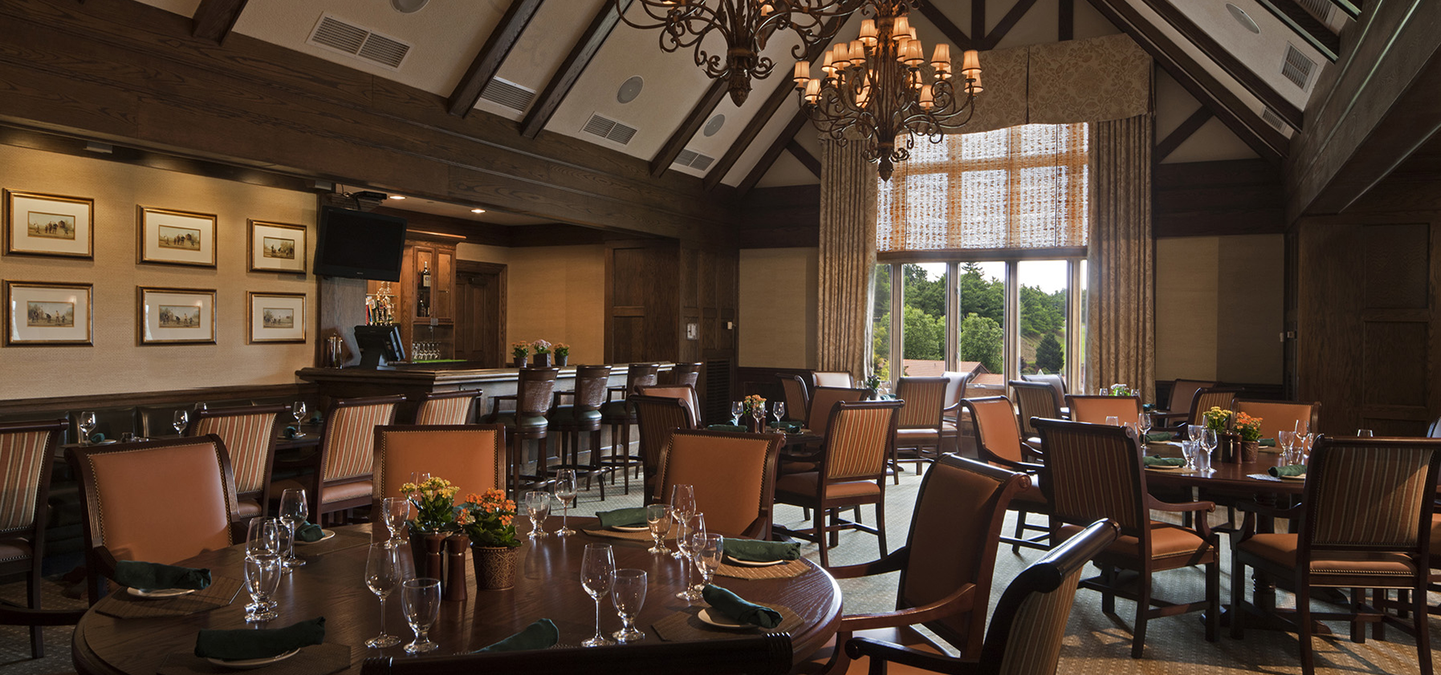 St. Clair Country Club, Family Casual Dining